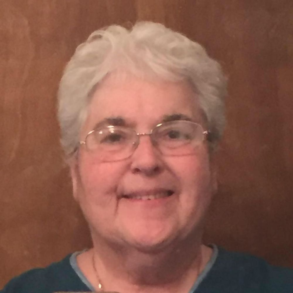 Meet your Posher, Claire